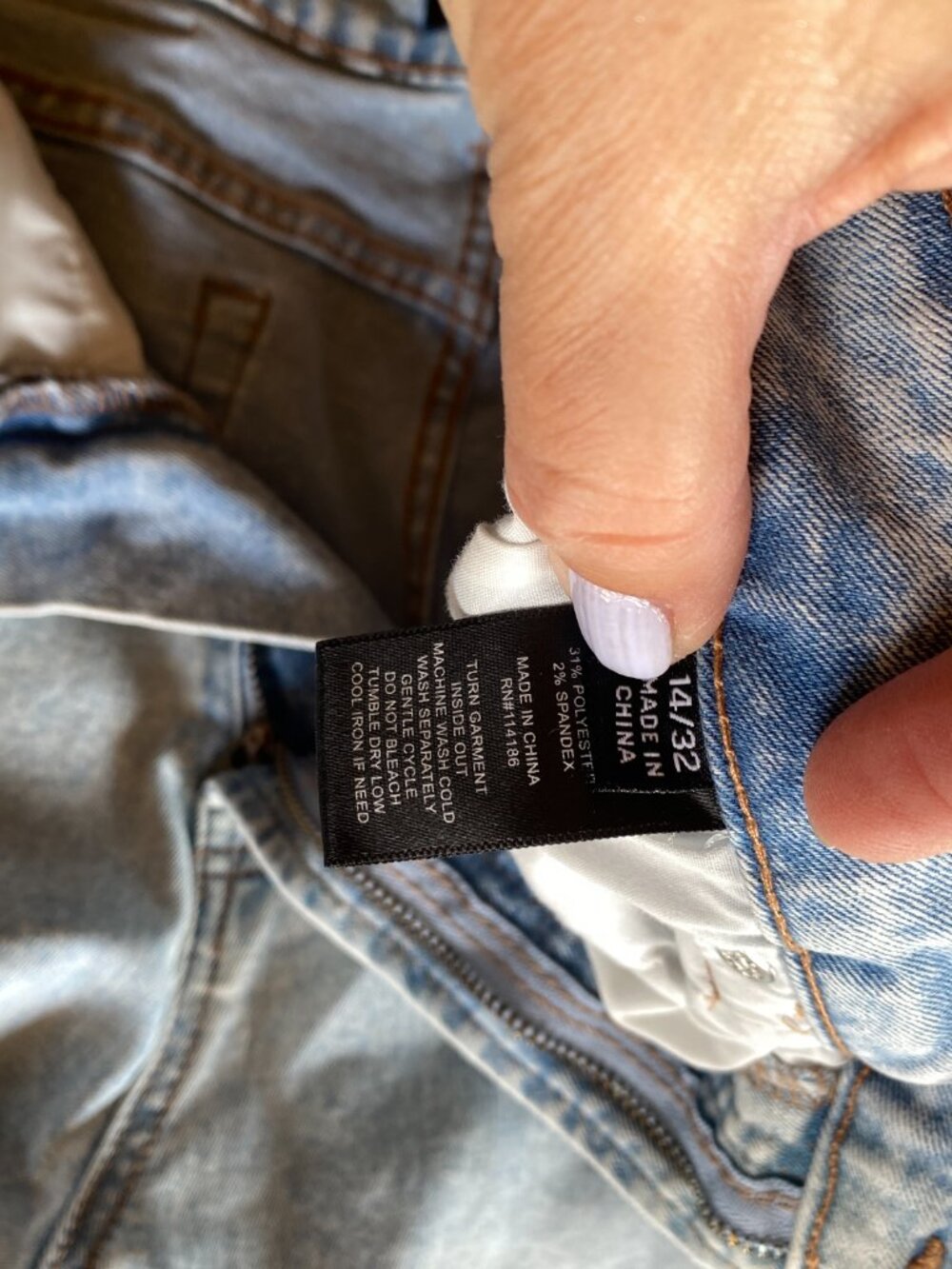 Frye Jeans - Picture 8 of 8